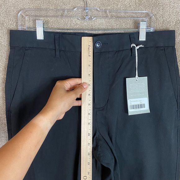 Everlane Performance Chino Pants Mens 32 x 30 Black Uniform Athletic Fit NEW - Picture 7 of 13